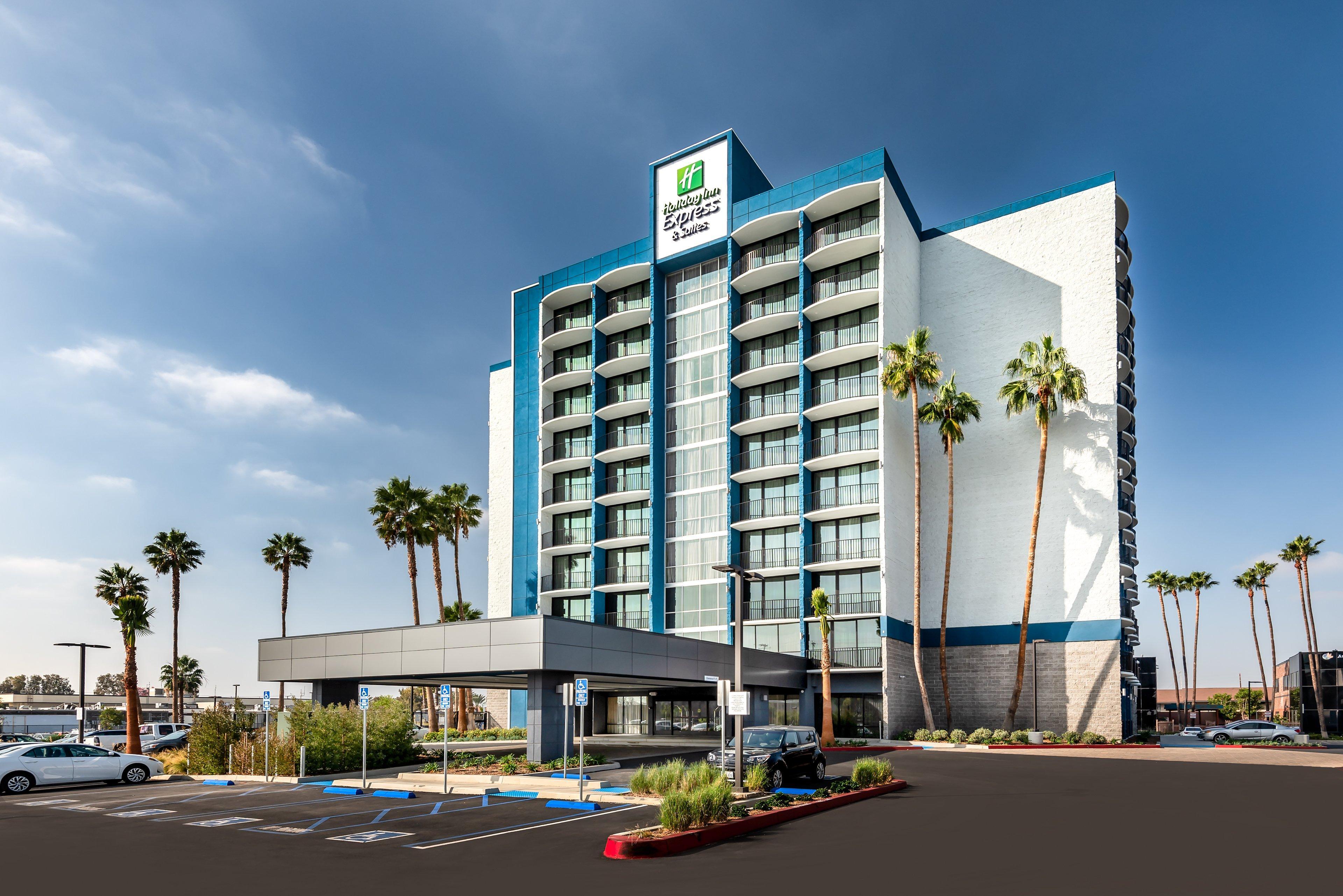 Holiday Inn Express & Suites Santa Ana - Orange County By Ihg Exterior foto
