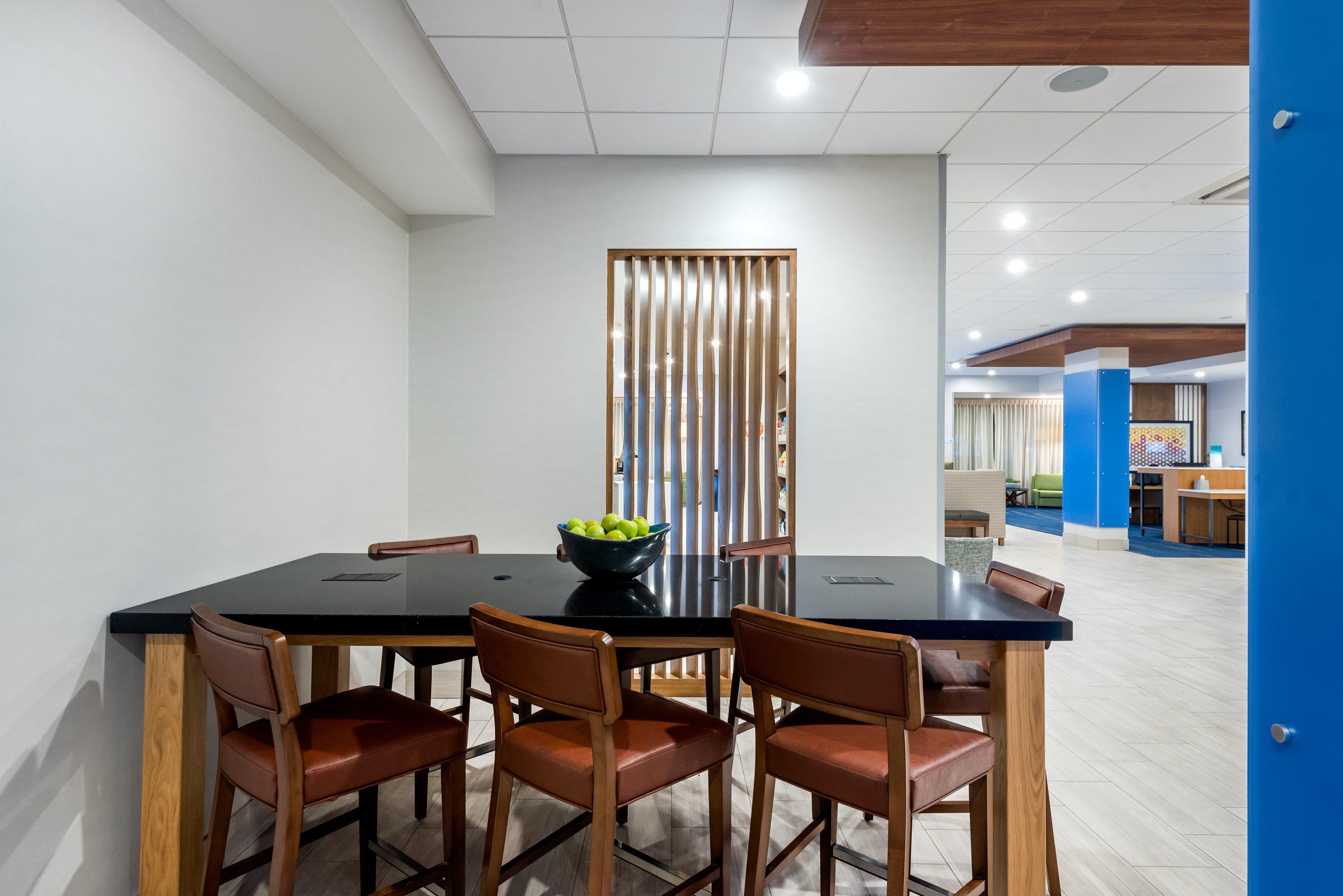 Holiday Inn Express & Suites Santa Ana - Orange County By Ihg Exterior foto