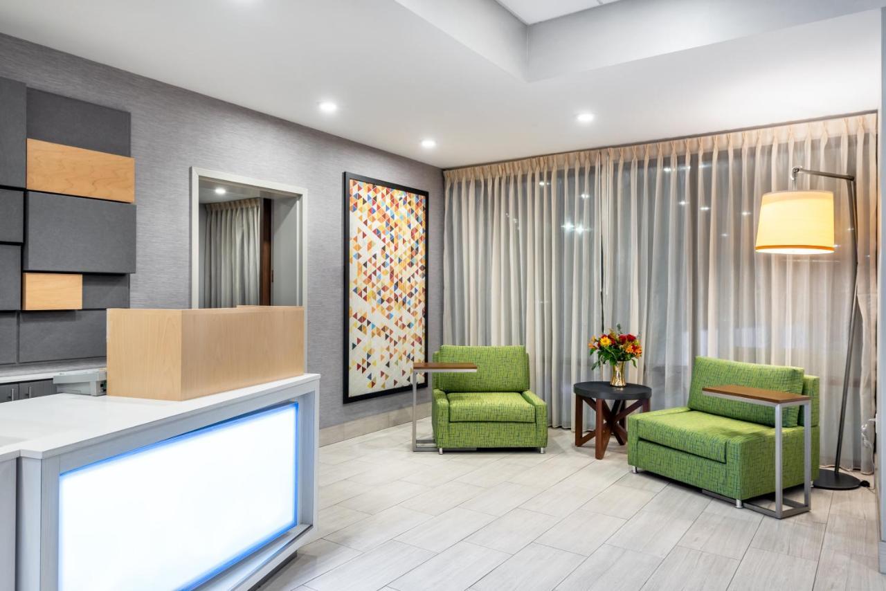 Holiday Inn Express & Suites Santa Ana - Orange County By Ihg Exterior foto